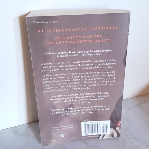 3 Historical Fiction Bundle Memoirs of Geisha Postmistress Geographer's Library - Picture 5 of 13